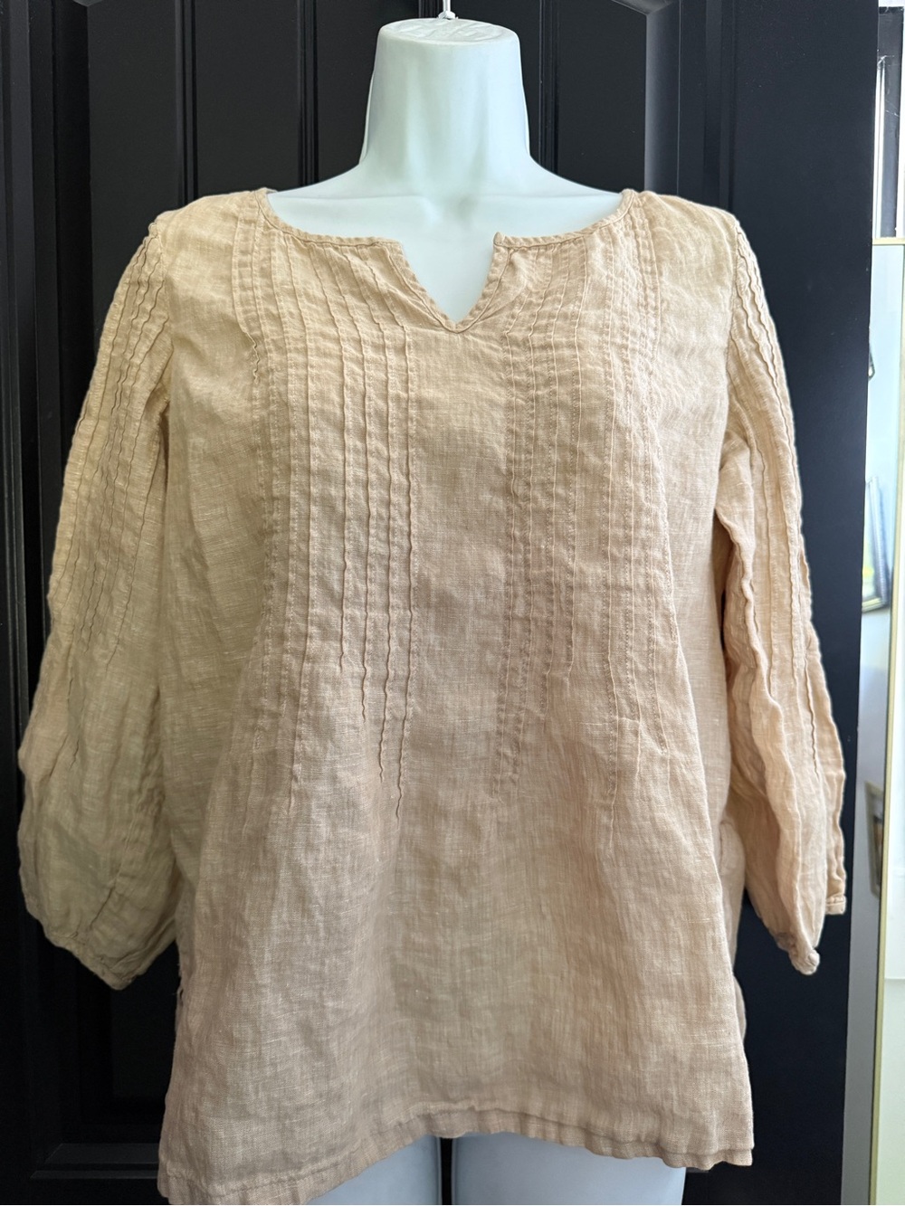 100% linen Pleated detail v-neck blouse Talbots- SMALL